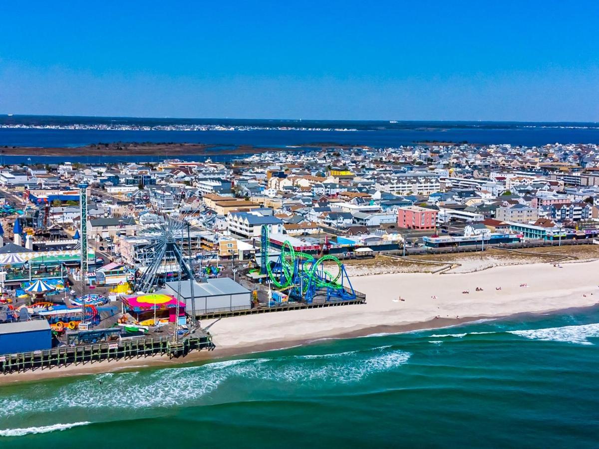 Boardwalk Sand & Surf Beach Hotel Oceanfront Seaside Heights Exterior photo